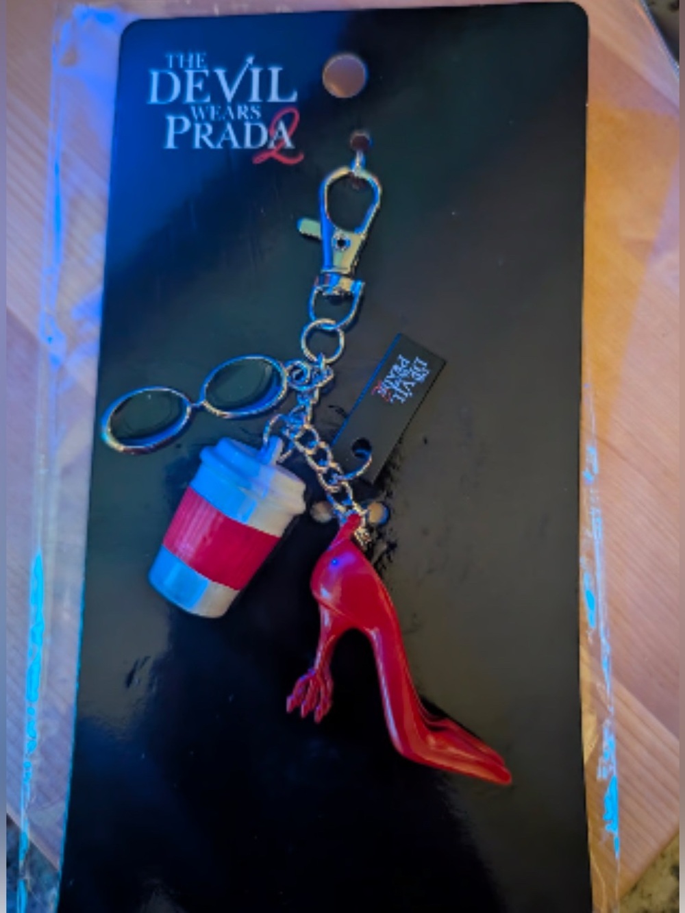 The Devil Wears Prada 2 Bag Charm (Cinnemark Theater Exclusive) NWT - Picture 2 of 5